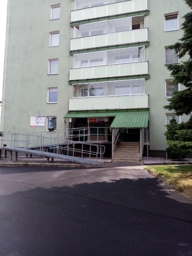 Apartman Aneta カルロヴィ・ヴァリ エクステリア 写真